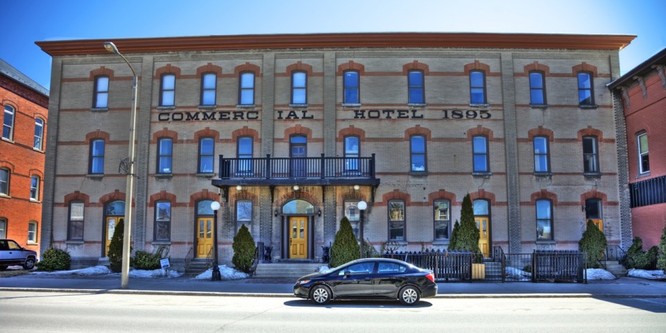 commercial-hotel-front-960x480.jpg